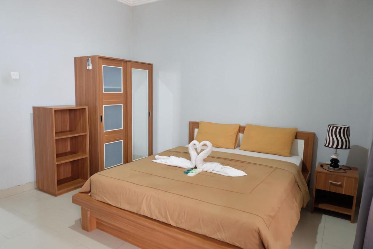 Hotel Prada 2*