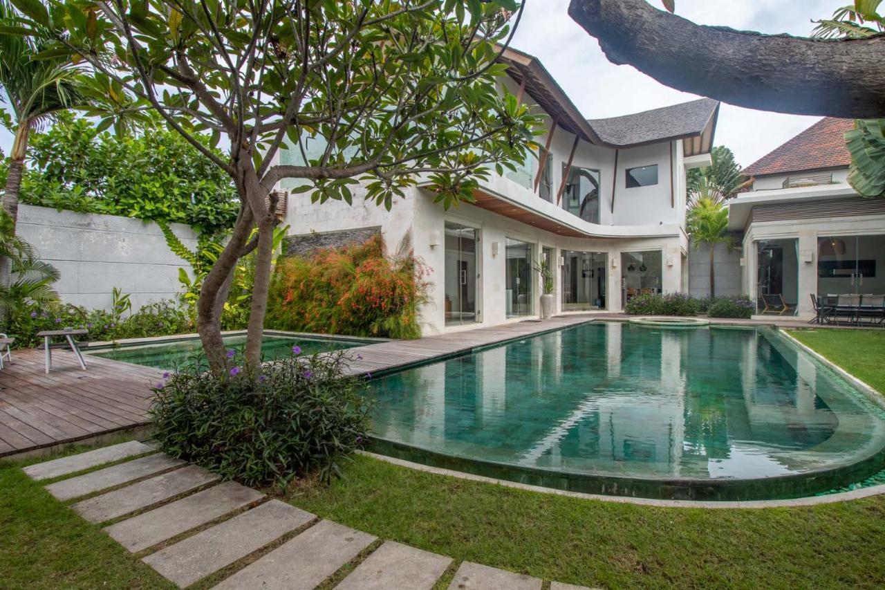 K-mea * Seminyak (Bali)