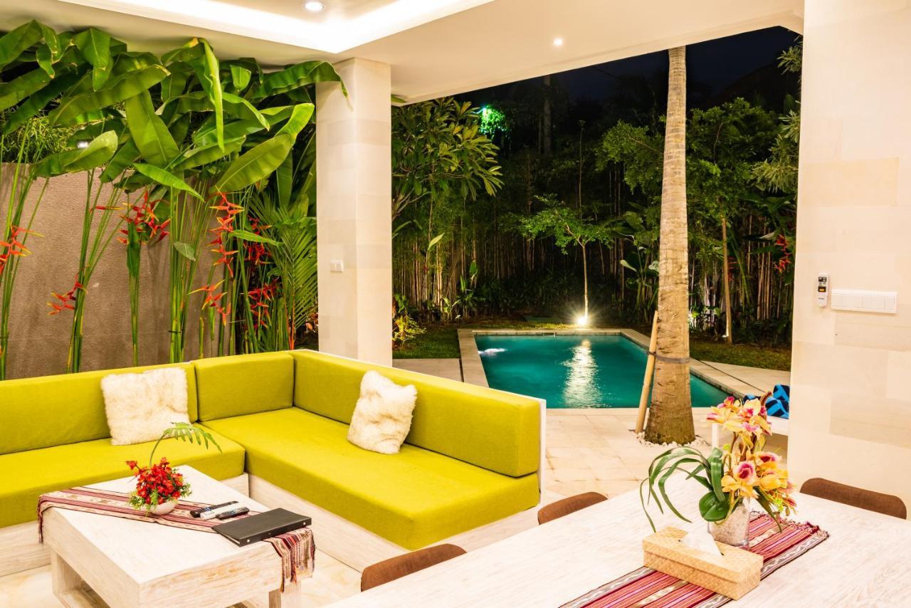 Villa Bunga-bunga Kecil C *