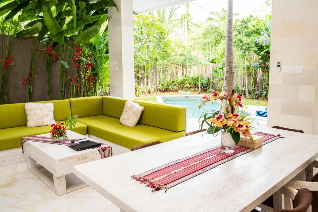 Villa Bunga-bunga Kecil C *