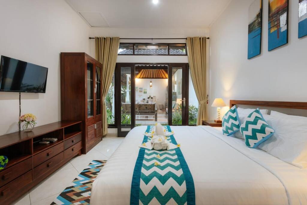Penny * Seminyak (Bali)