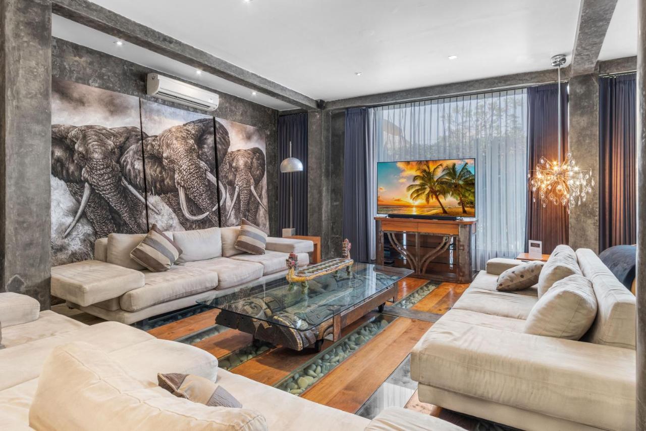 Saga Ultra Villa
