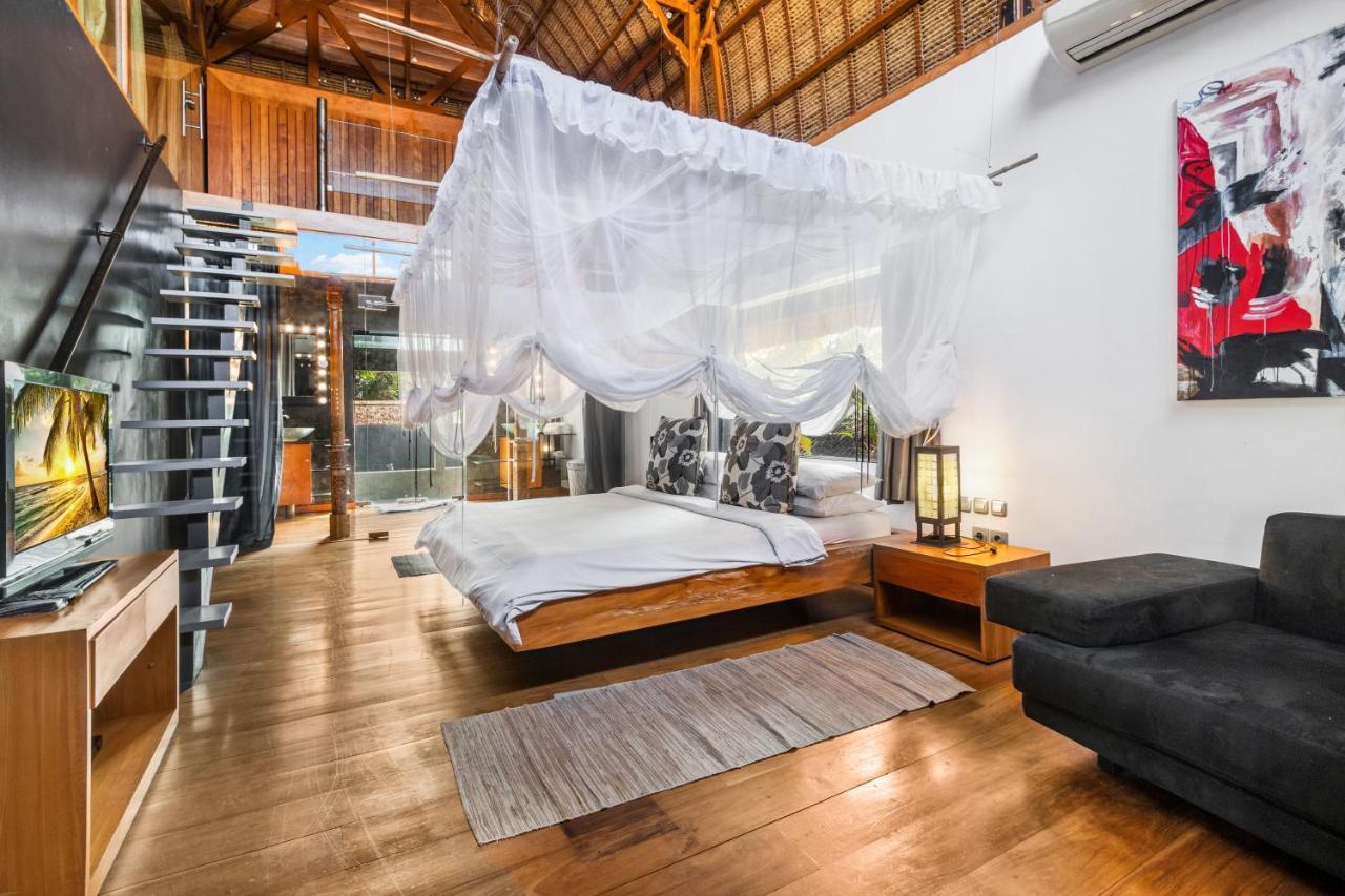 Saga Ultra Villa *