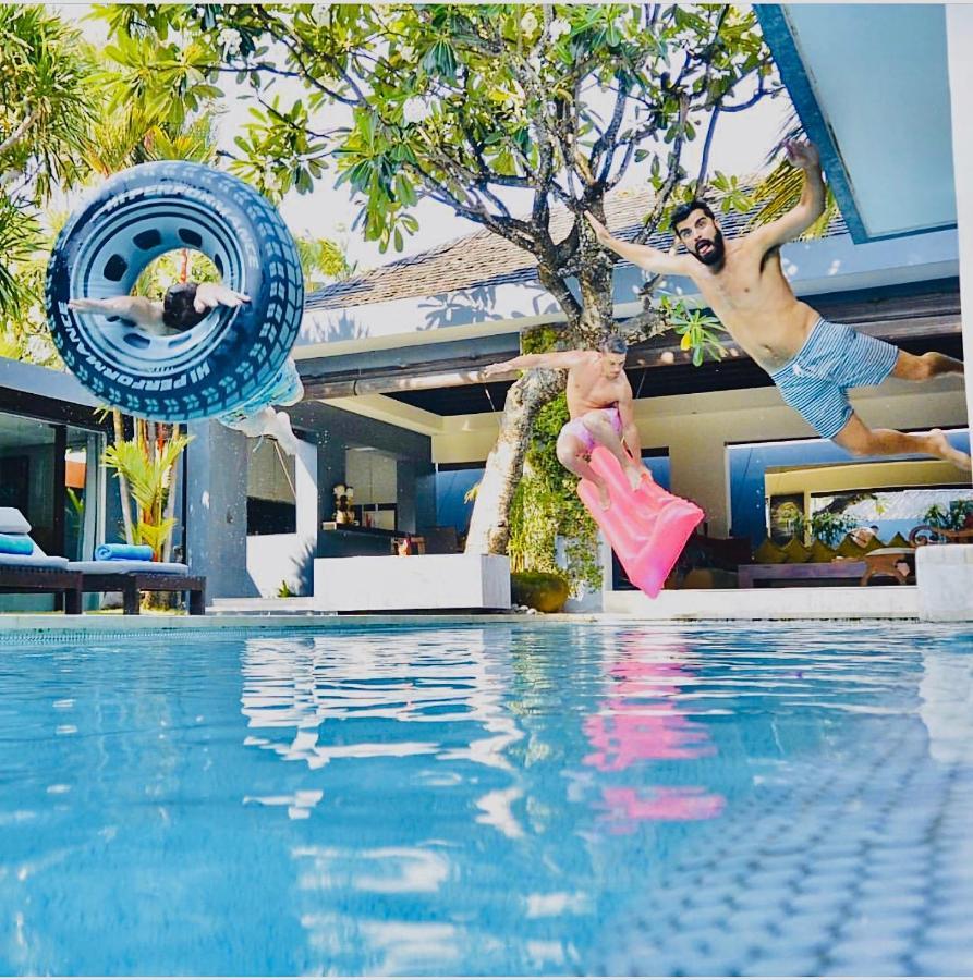 Kembali Villa Seminyak