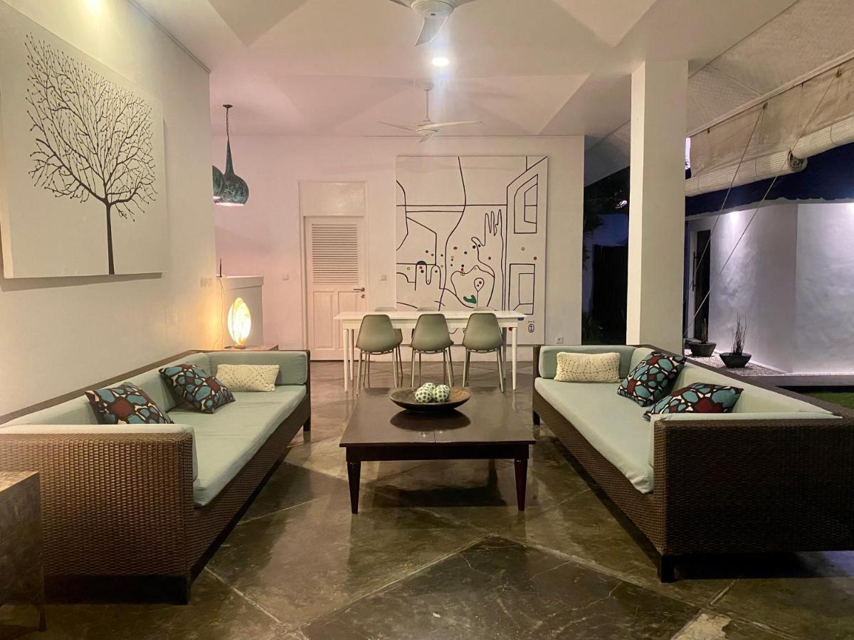 Emma | Heart Of | 350m Villa