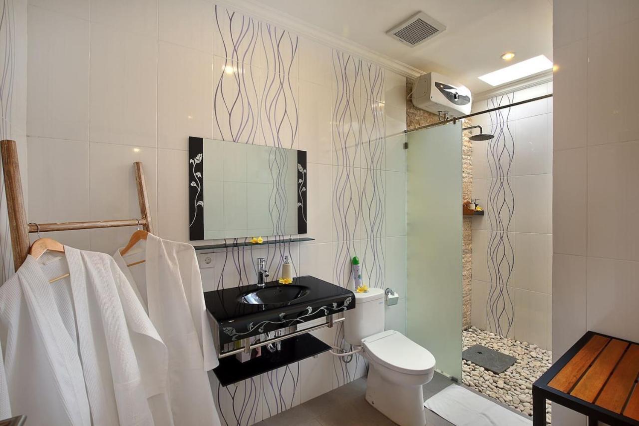 Kae Anggrek Villa *
