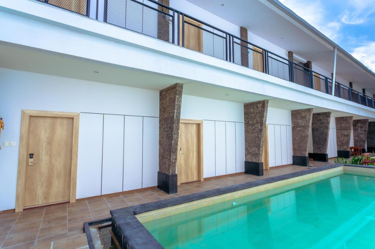 Lega Legi Town House By The Lavana Rumah tetamu *