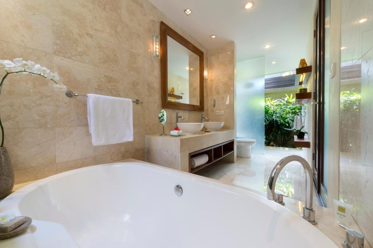 Villa Lakshmi Luxury Villas, Walk To The Beach And Shopping