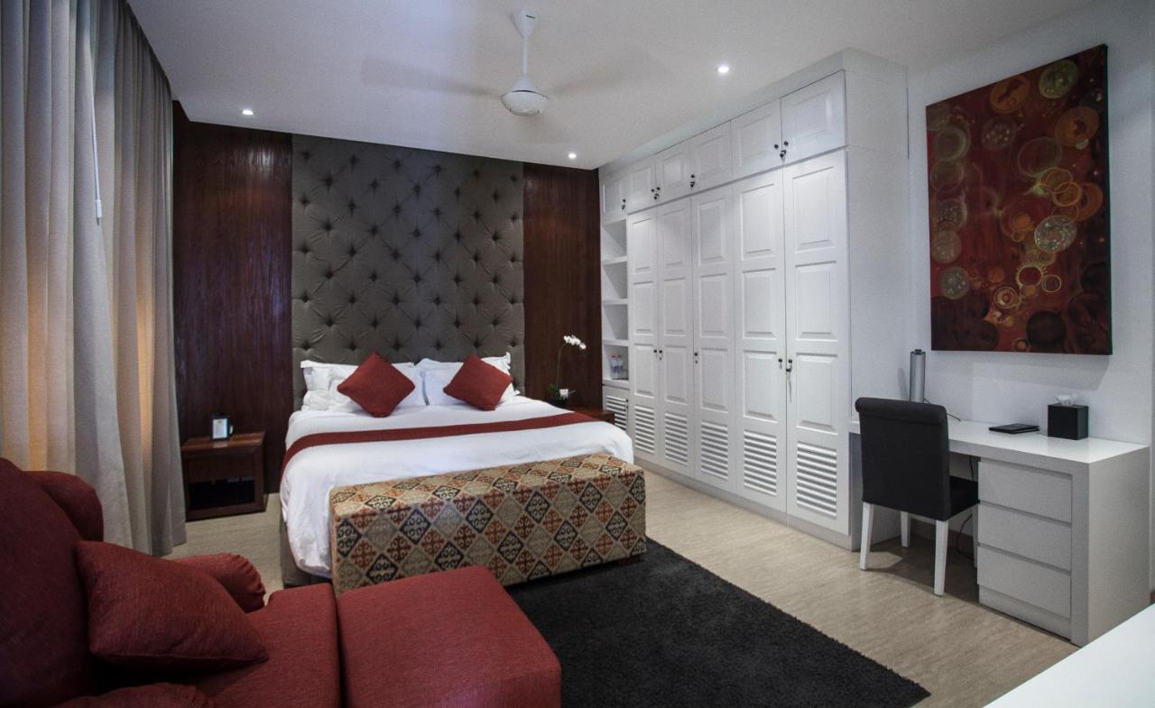 Lakshmi Luxury Villas, Walk To The Beach And Shopping Villa