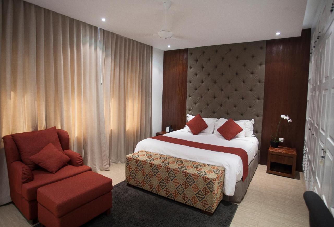 Lakshmi Luxury Villas, Walk To The Beach And Shopping * Seminyak (Bali)