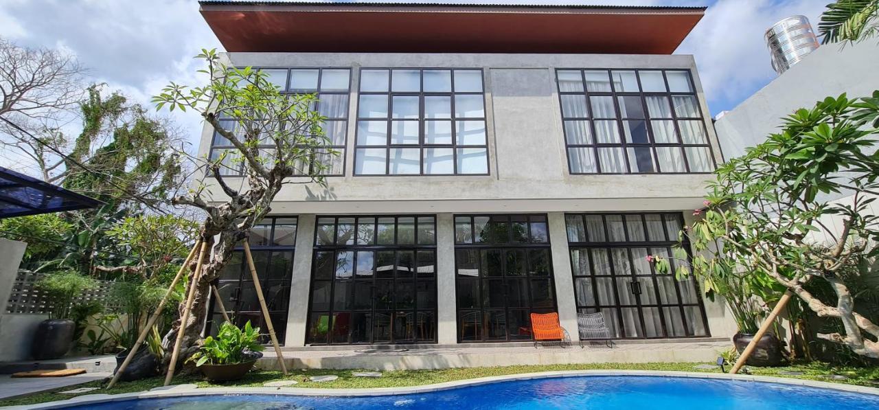 Rumah Hadeka Petitenget Vila Seminyak (Bali)