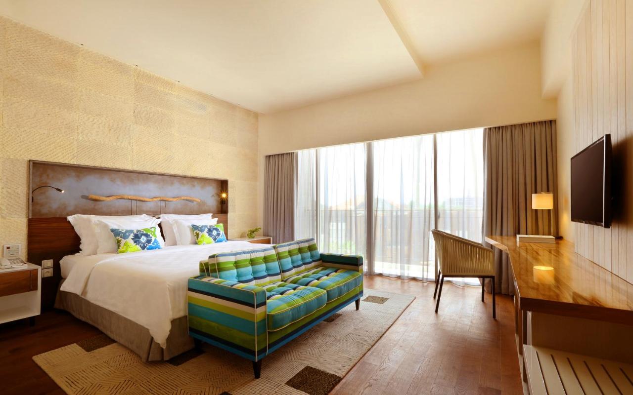 Khách sạn Ts Bali Seminyak (Bali)
