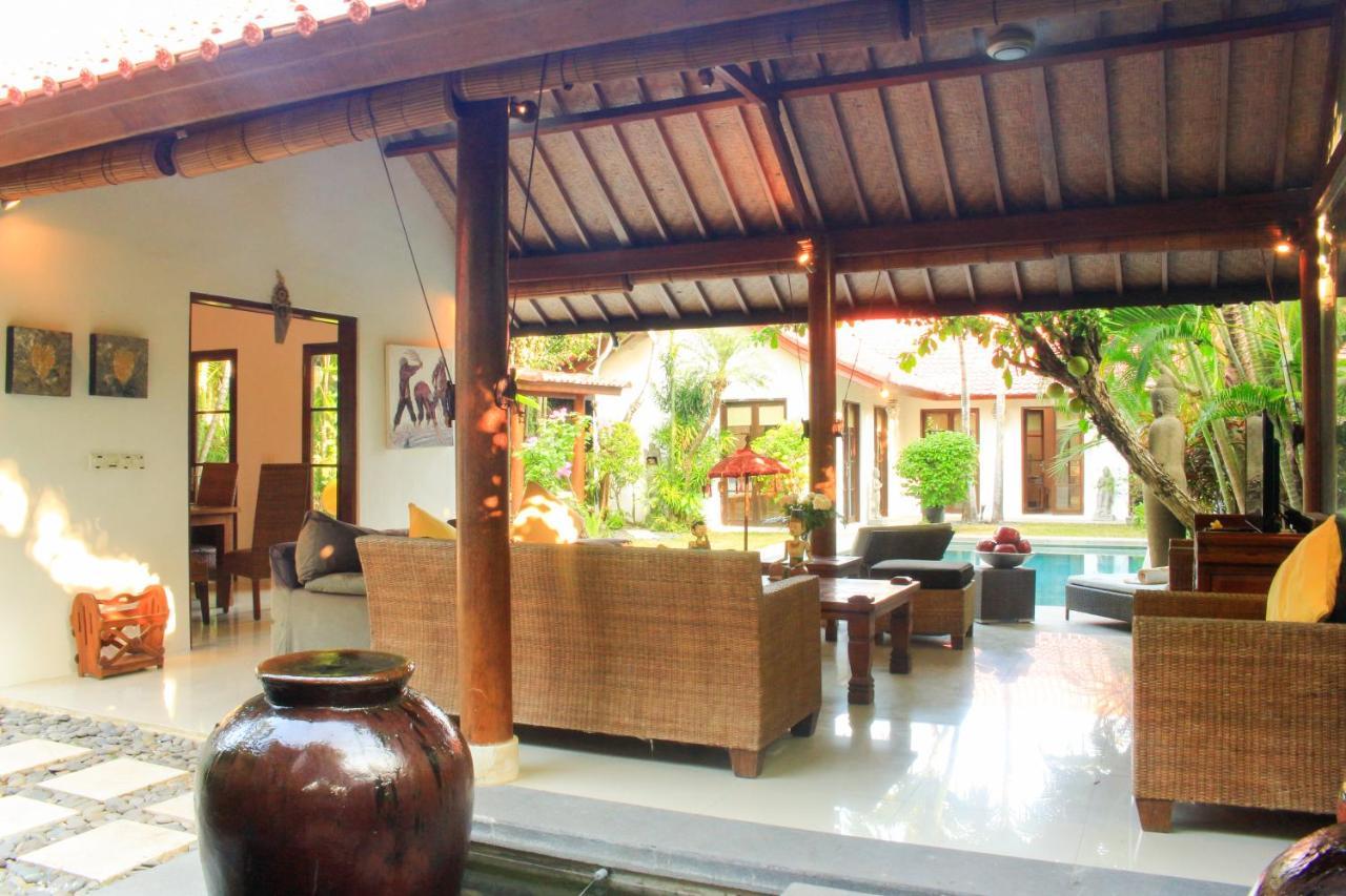 Jam * Seminyak (Bali)