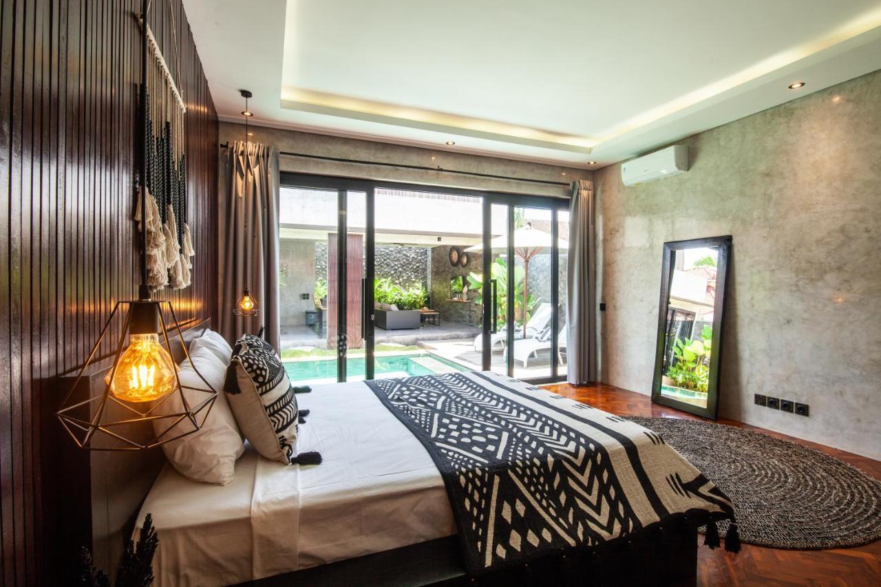 Simple And Magical . Almaya Villa Seminyak (Bali)