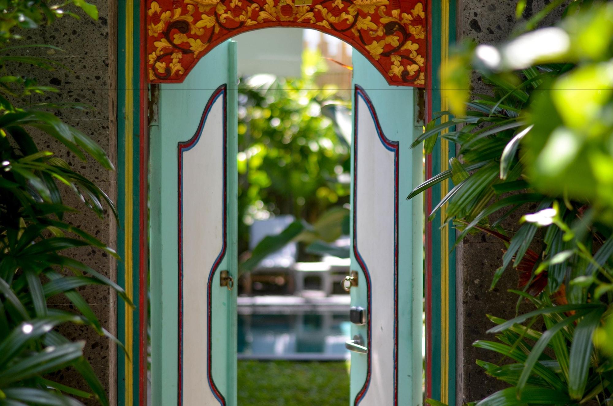 New Sara * Seminyak (Bali)