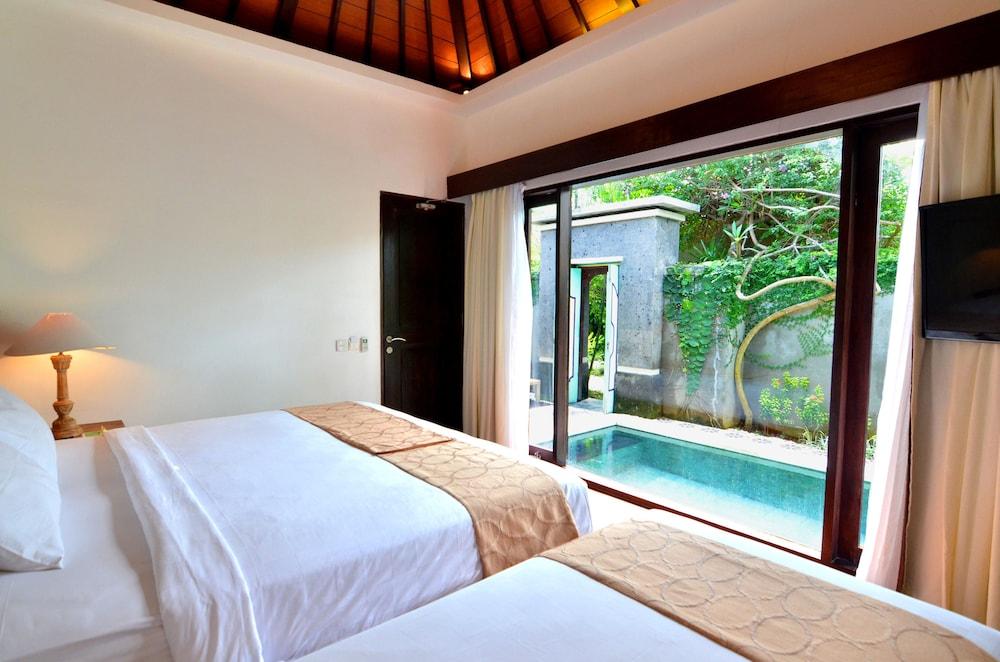 New Sara Seminyak (Bali)