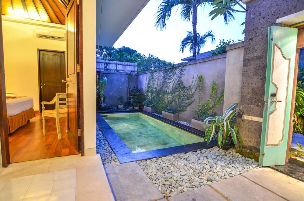 New Sara Villa