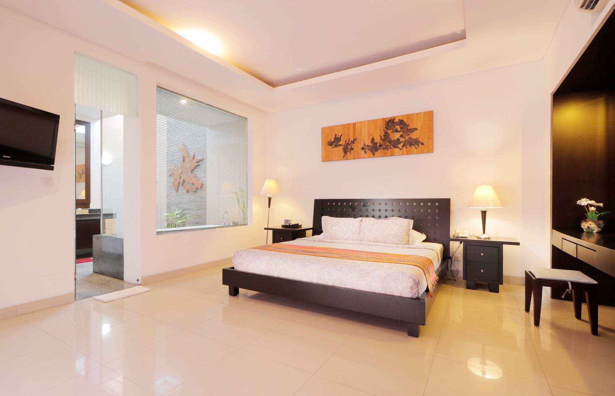 Heliconia Seminyak