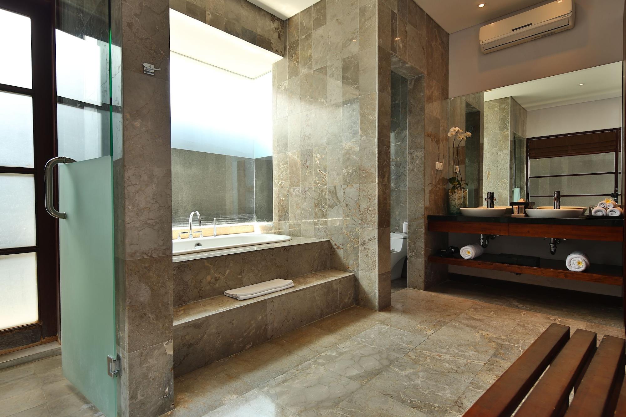 Villa The Wolas Seminyak (Bali)