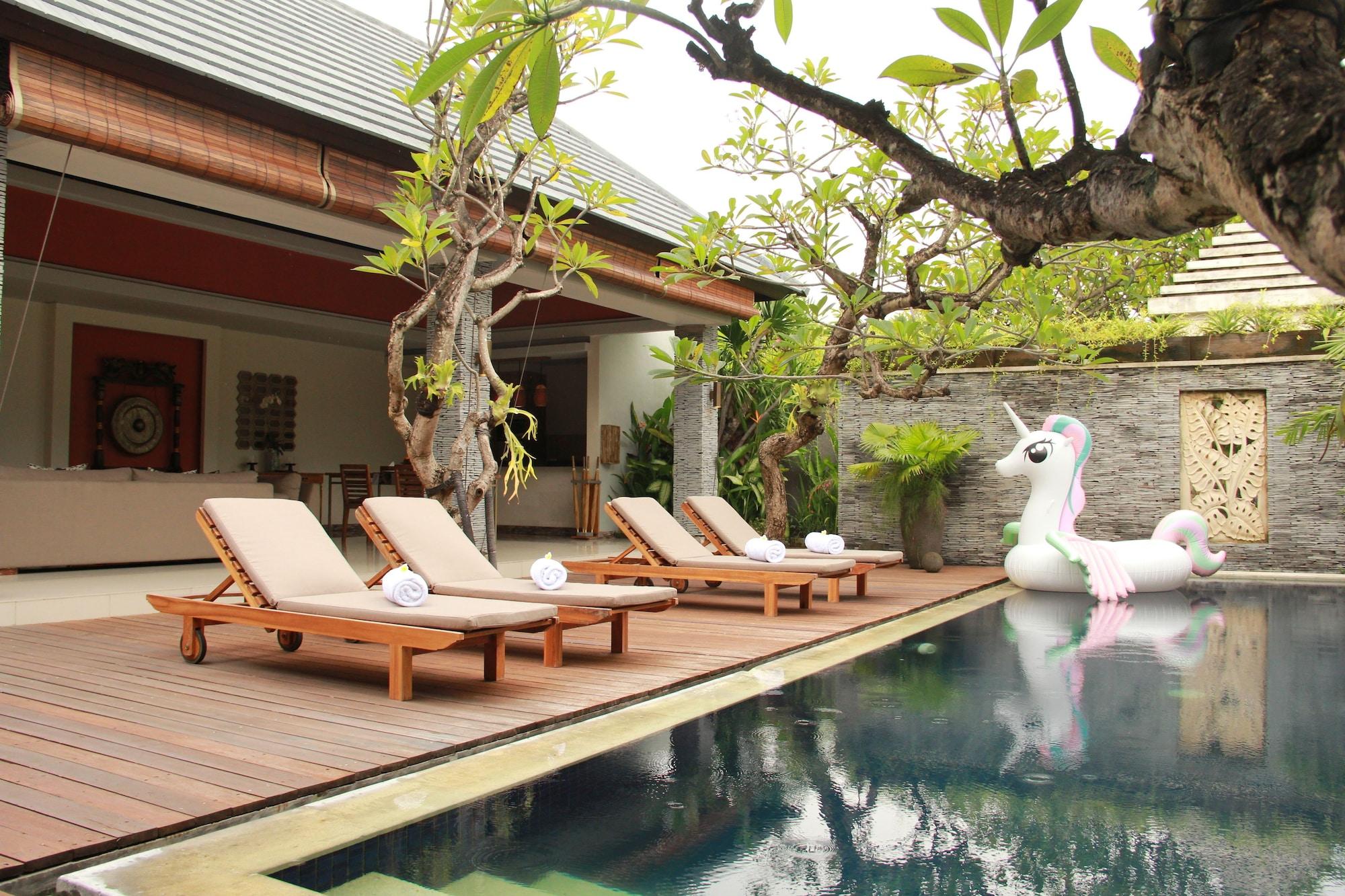 The Wolas Villa