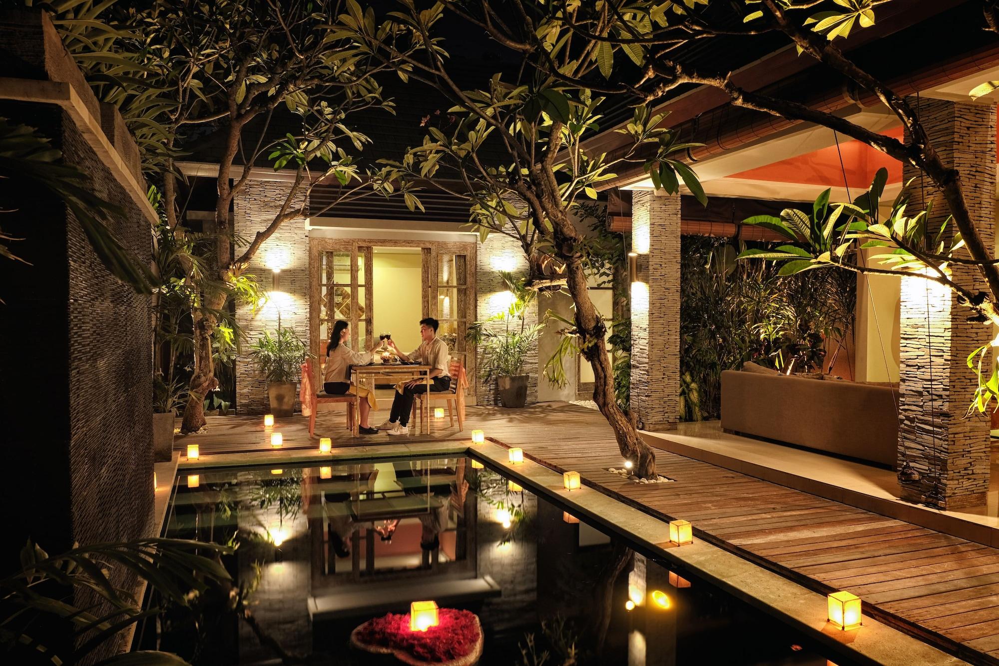 The Wolas Villa