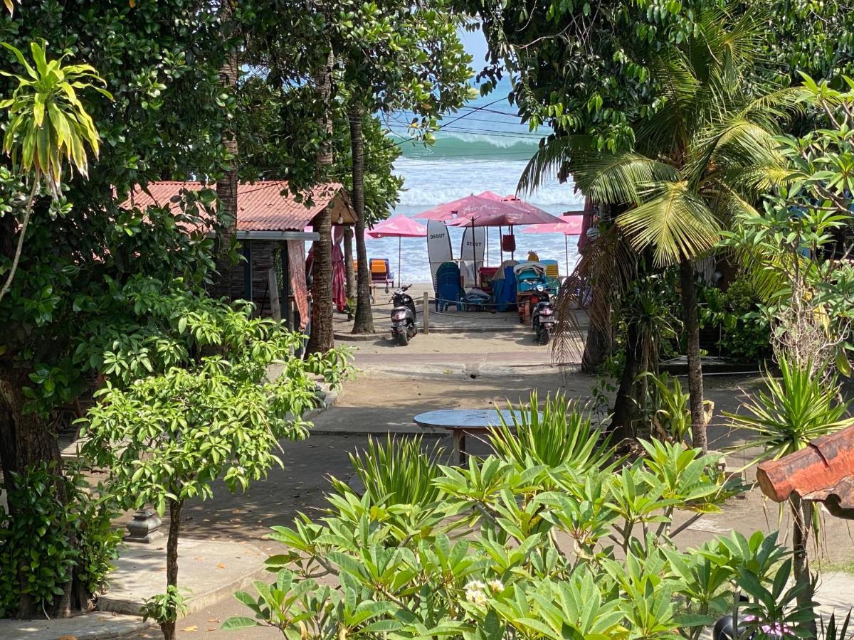 Rumah percutian Beach Front - Mesari Beach Huts #3 *