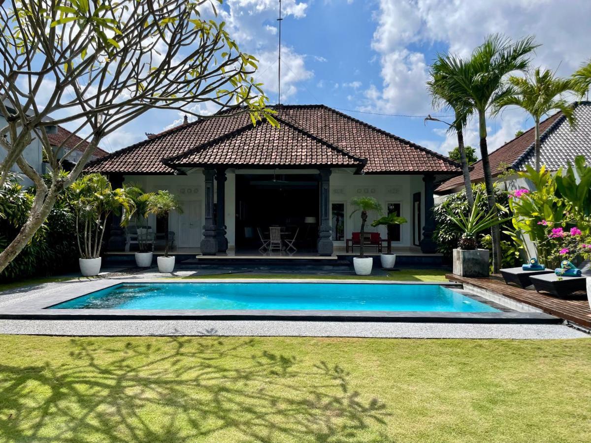 Premium Villas Seminyak I Villa *