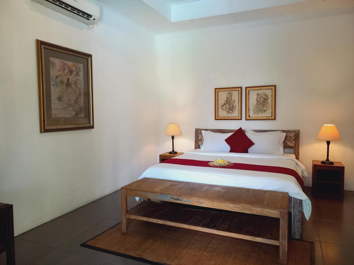 Premium Villas Seminyak I *