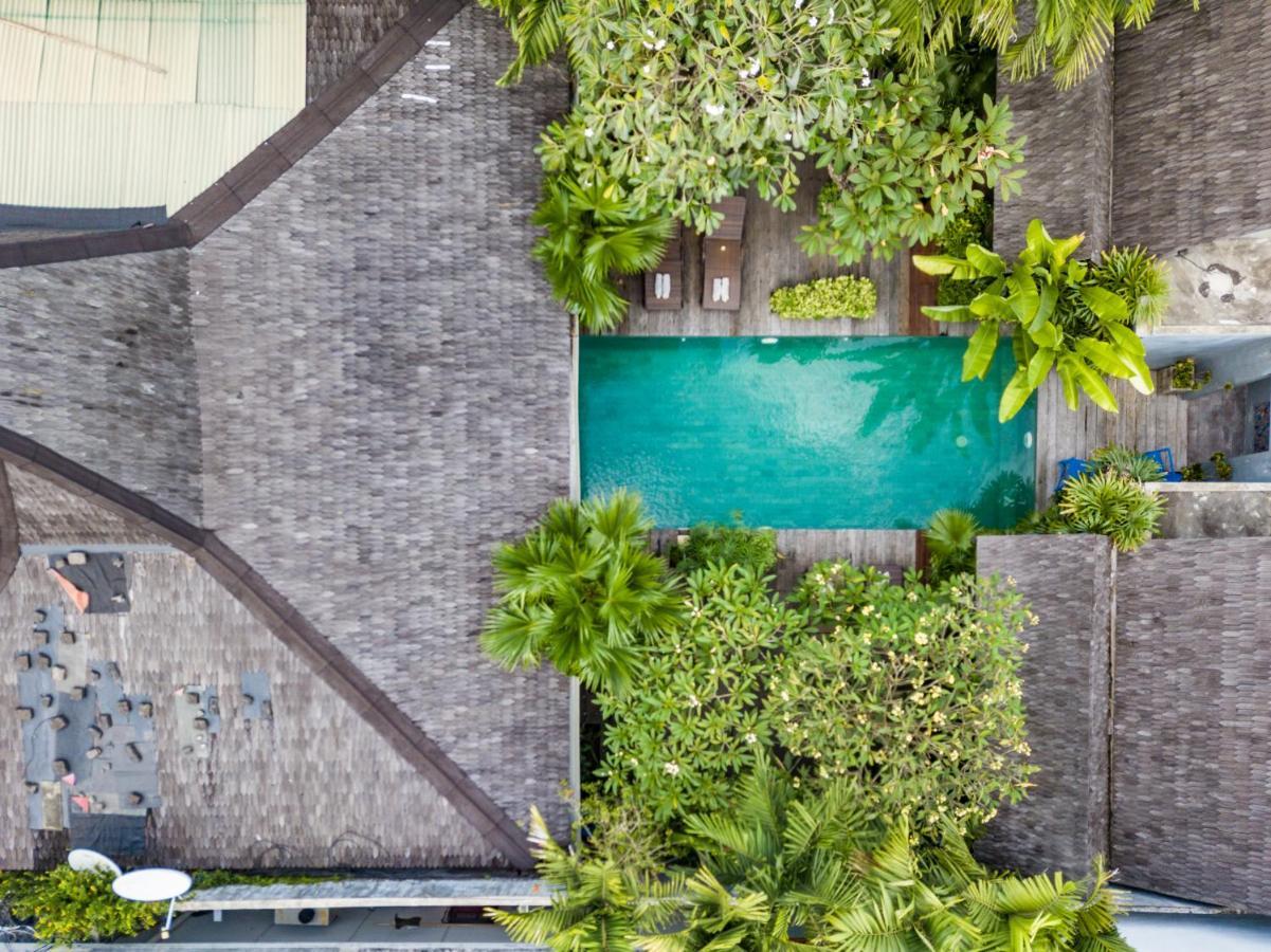 Gambar * Seminyak (Bali)