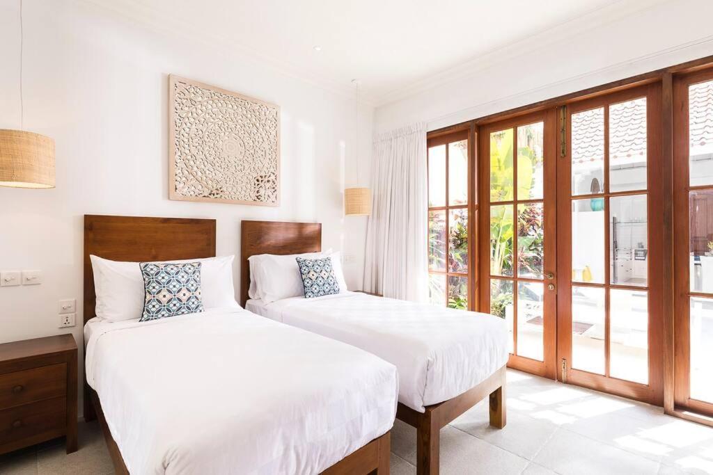 Villa Sintra - 2 Bedroom Luxury In Tranquil Location, Walk To