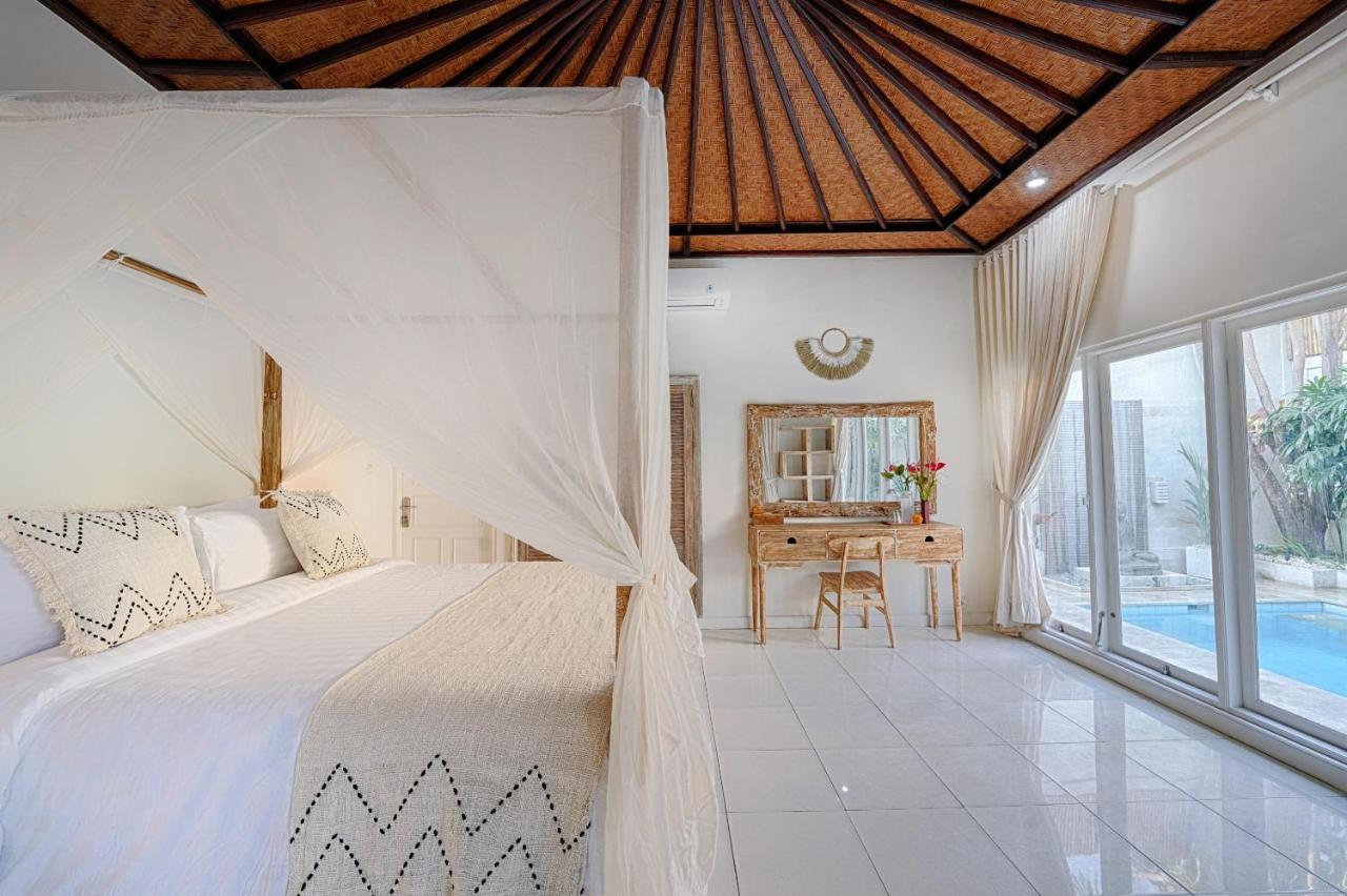 Noni Villa *