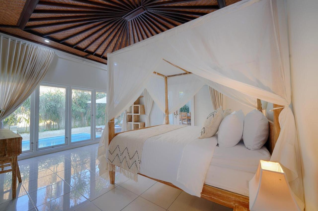 Noni Villa