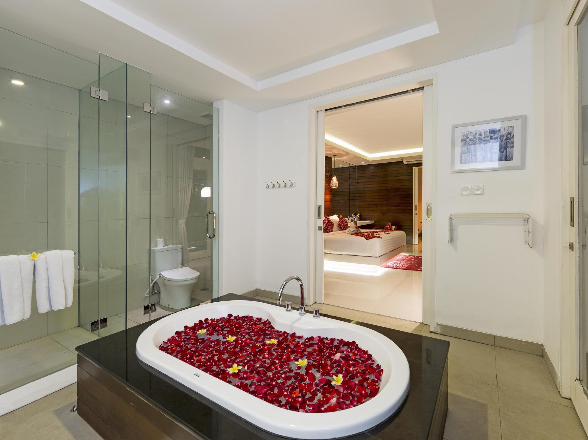 Villa Bajra Bali Seminyak (Bali)