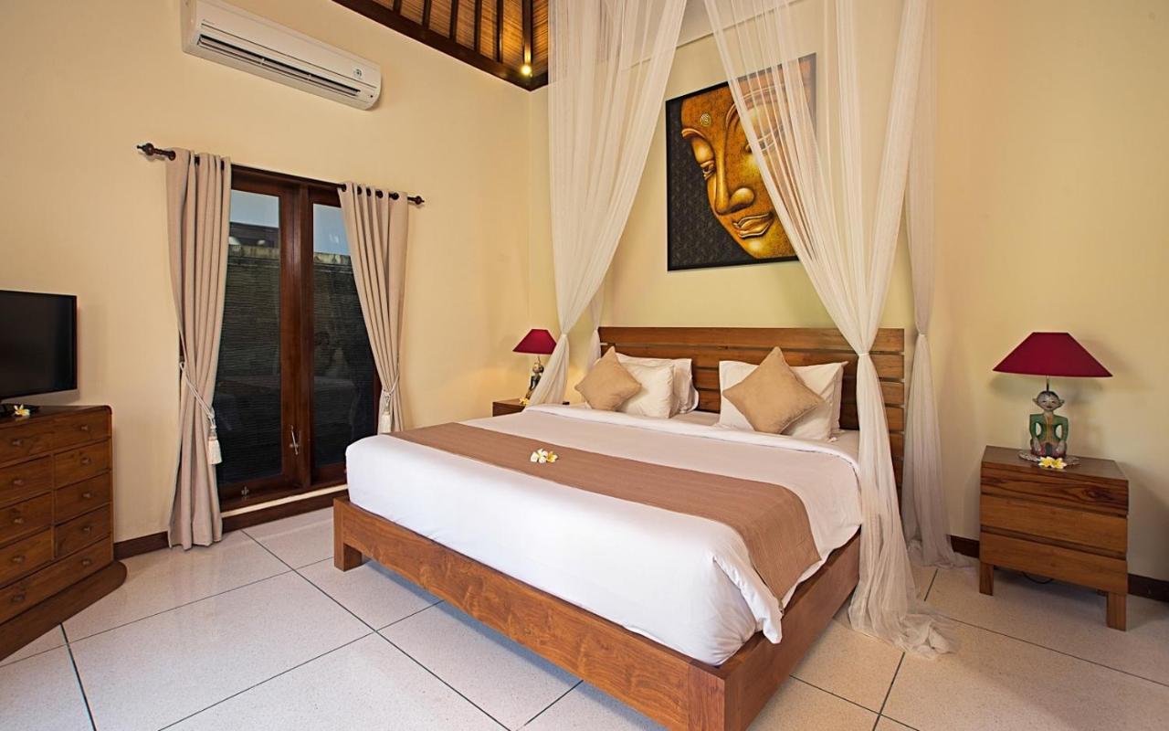 Villa Md 3 Bedroom, Sunny Pool In Eat St Location Seminyak
