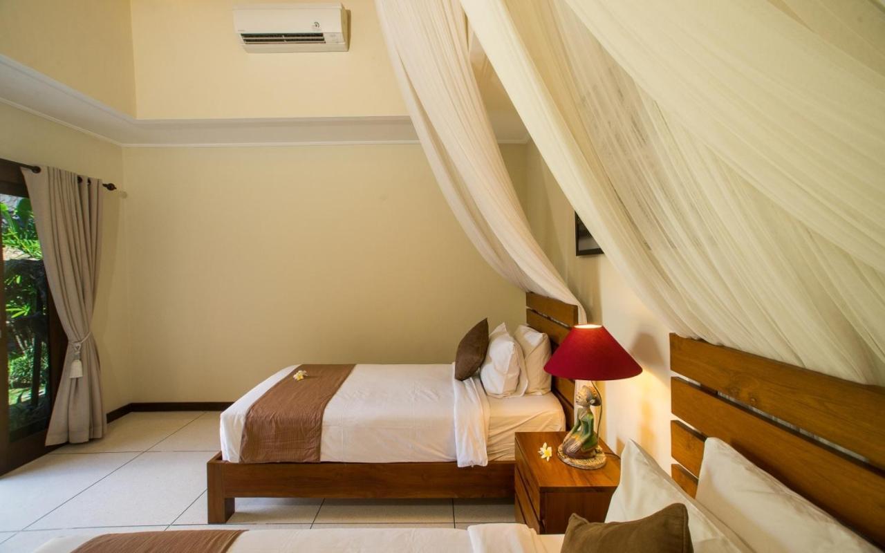 Villa Md 3 Bedroom, Sunny Pool In Eat St Location Seminyak