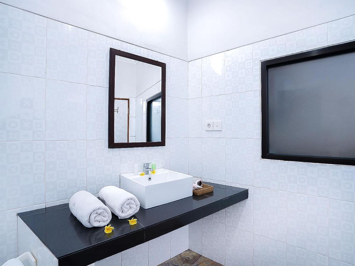 Bed & Breakfast Amanlane Managed By Arm Hospitality Seminyak (Bali)