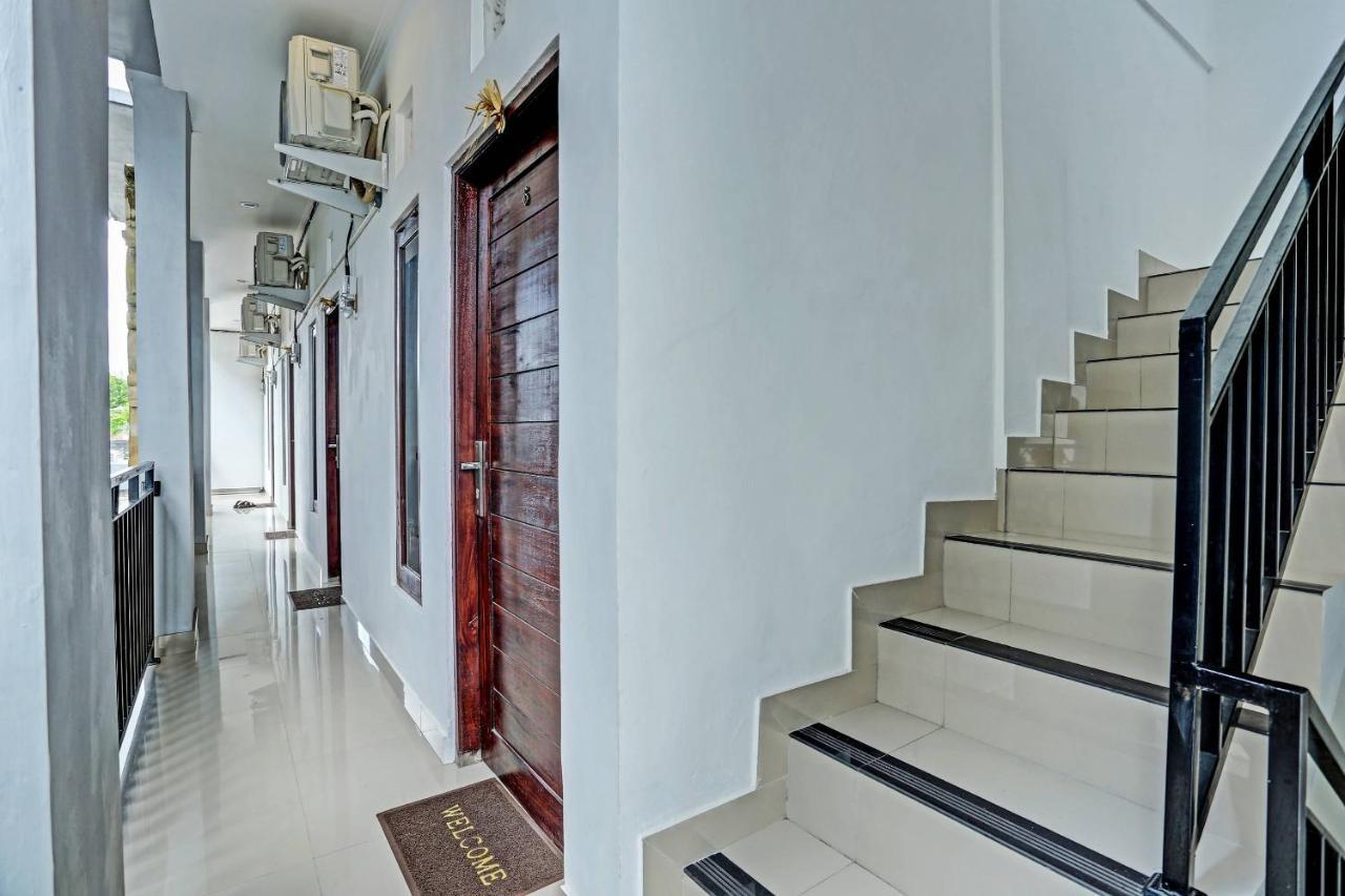 Khách sạn Oyo 91080 Kubu D&d 2*