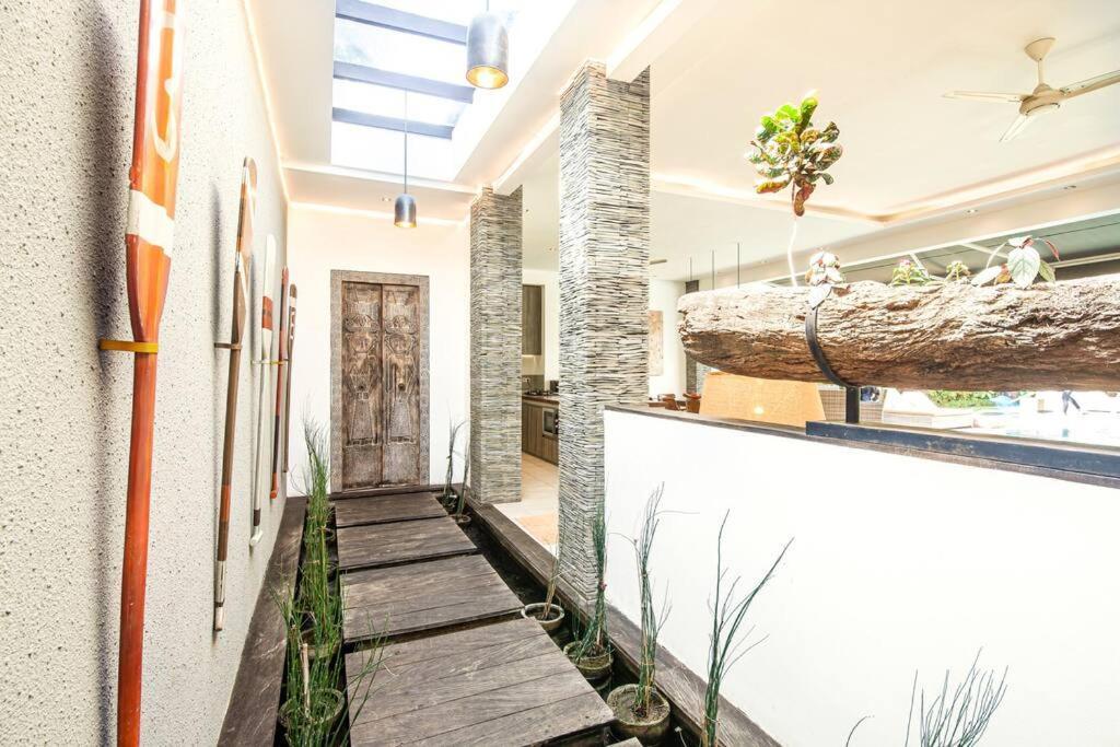 Nikko I - Bidadari - Stunning 4-bdr In Seminyak (Bali)