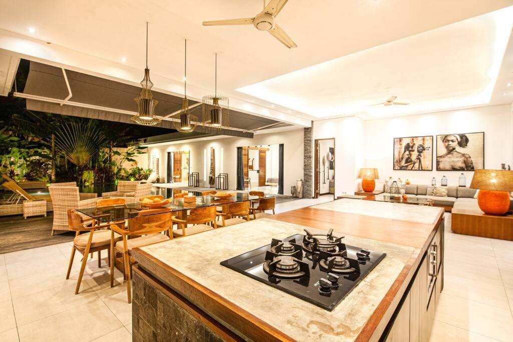 Villa Nikko I - Bidadari - Stunning 4-bdr In Seminyak (Bali)