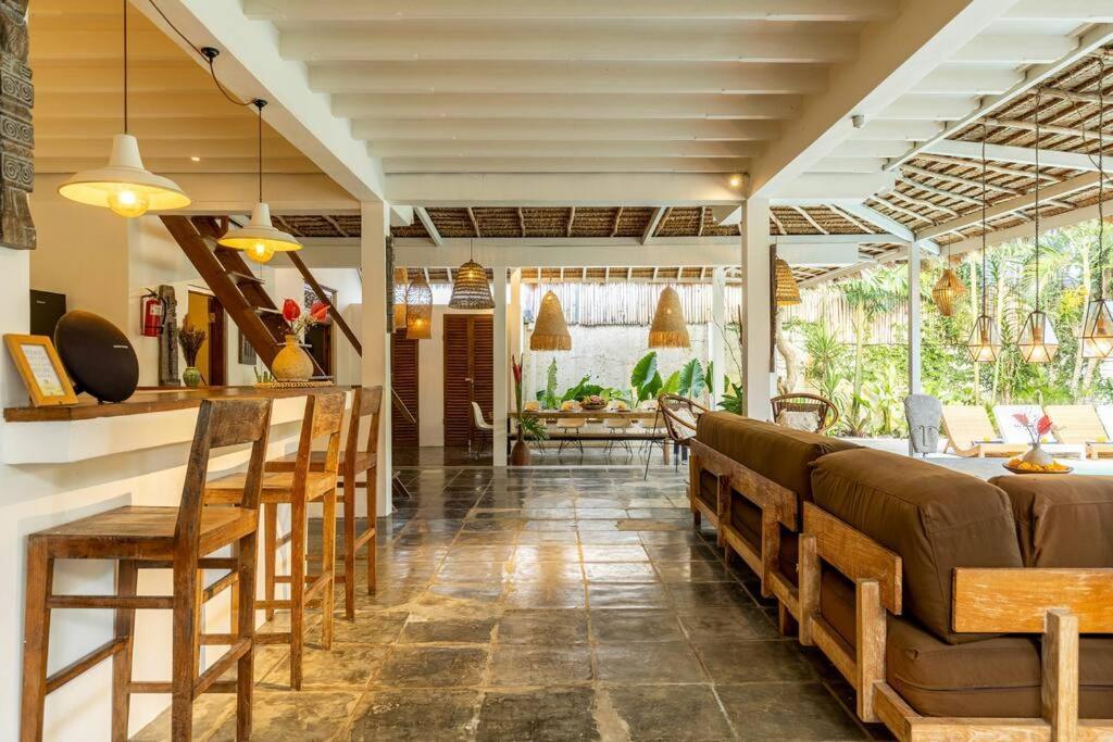 Villa Oma - A Tropical Sanctuary Of *