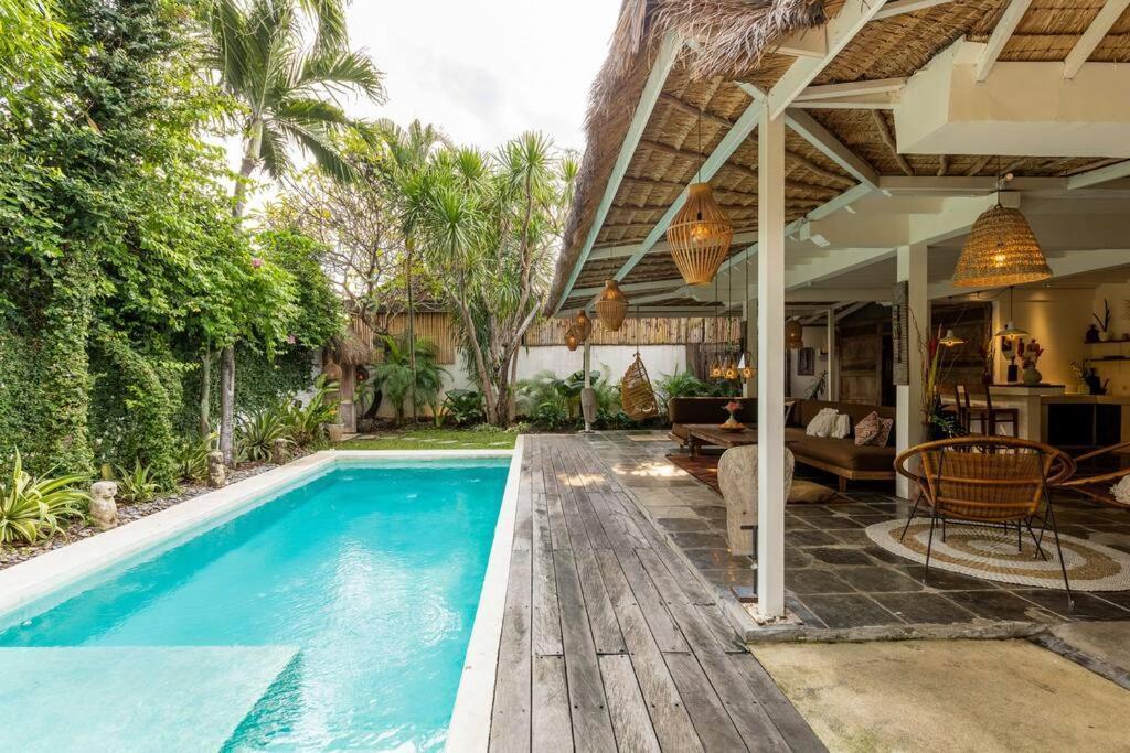 Oma - A Tropical Sanctuary Of Villa *
