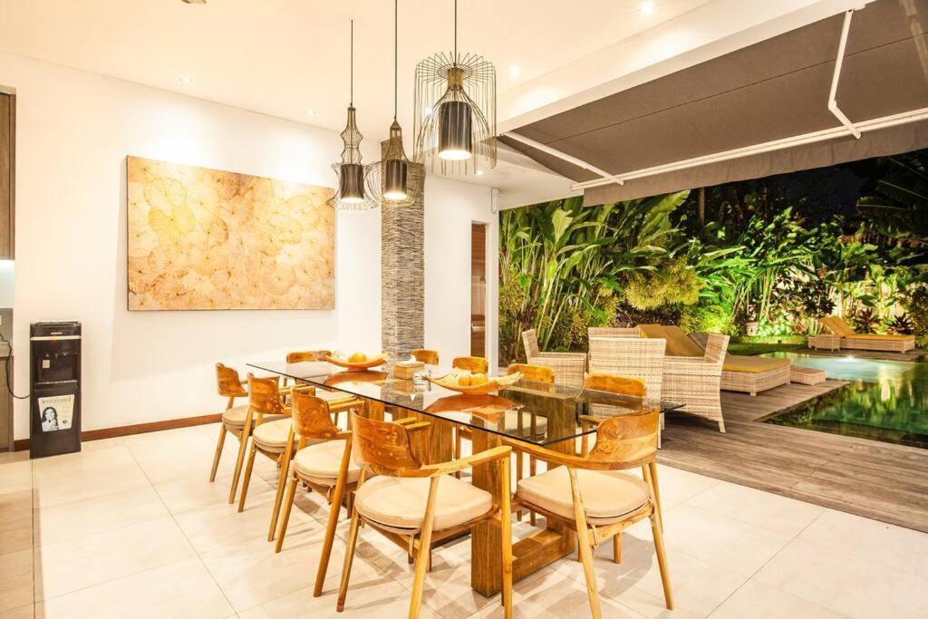 Nikko I - Bidadari - Stunning 4-bdr In Seminyak (Bali)