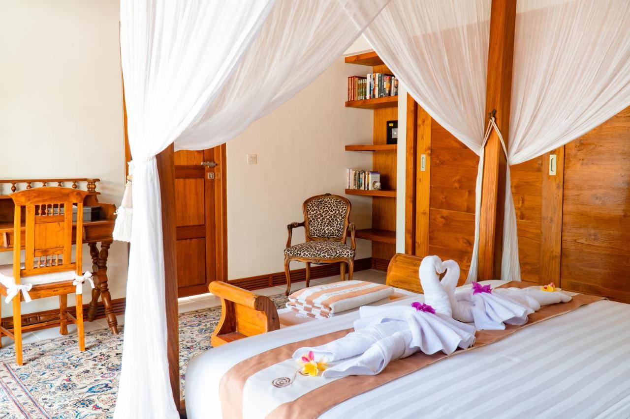 Dayak Villa Seminyak (Bali)
