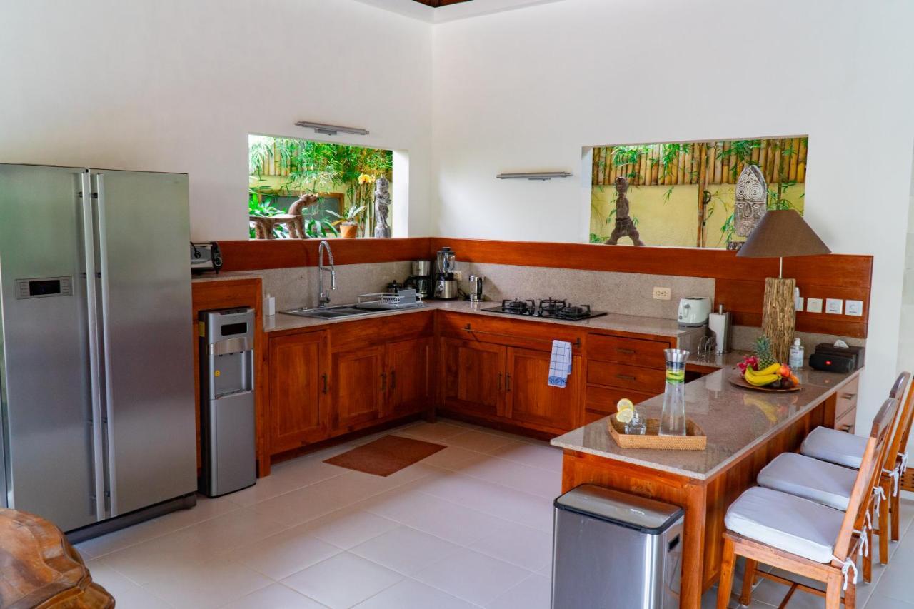 Dayak Villa Seminyak (Bali)