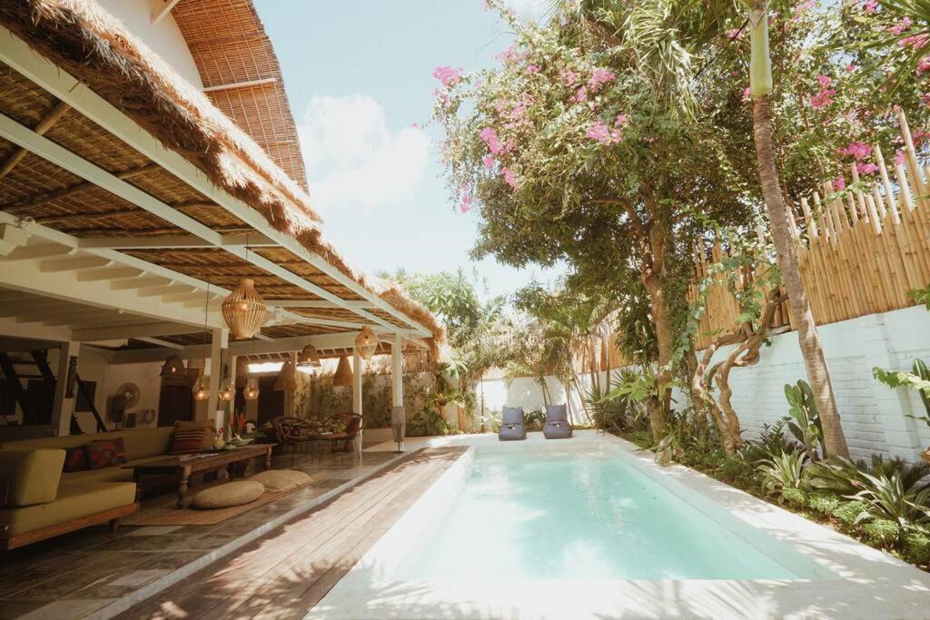 Villa Oma - A Tropical Sanctuary Of Seminyak (Bali)