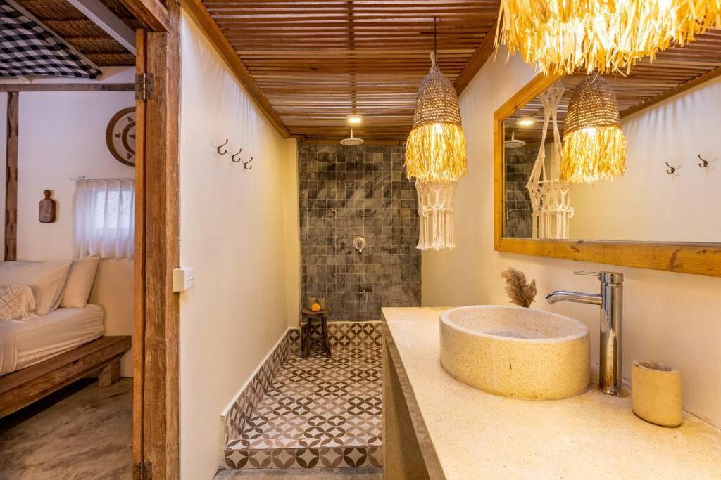 Oma - A Tropical Sanctuary Of Seminyak (Bali)