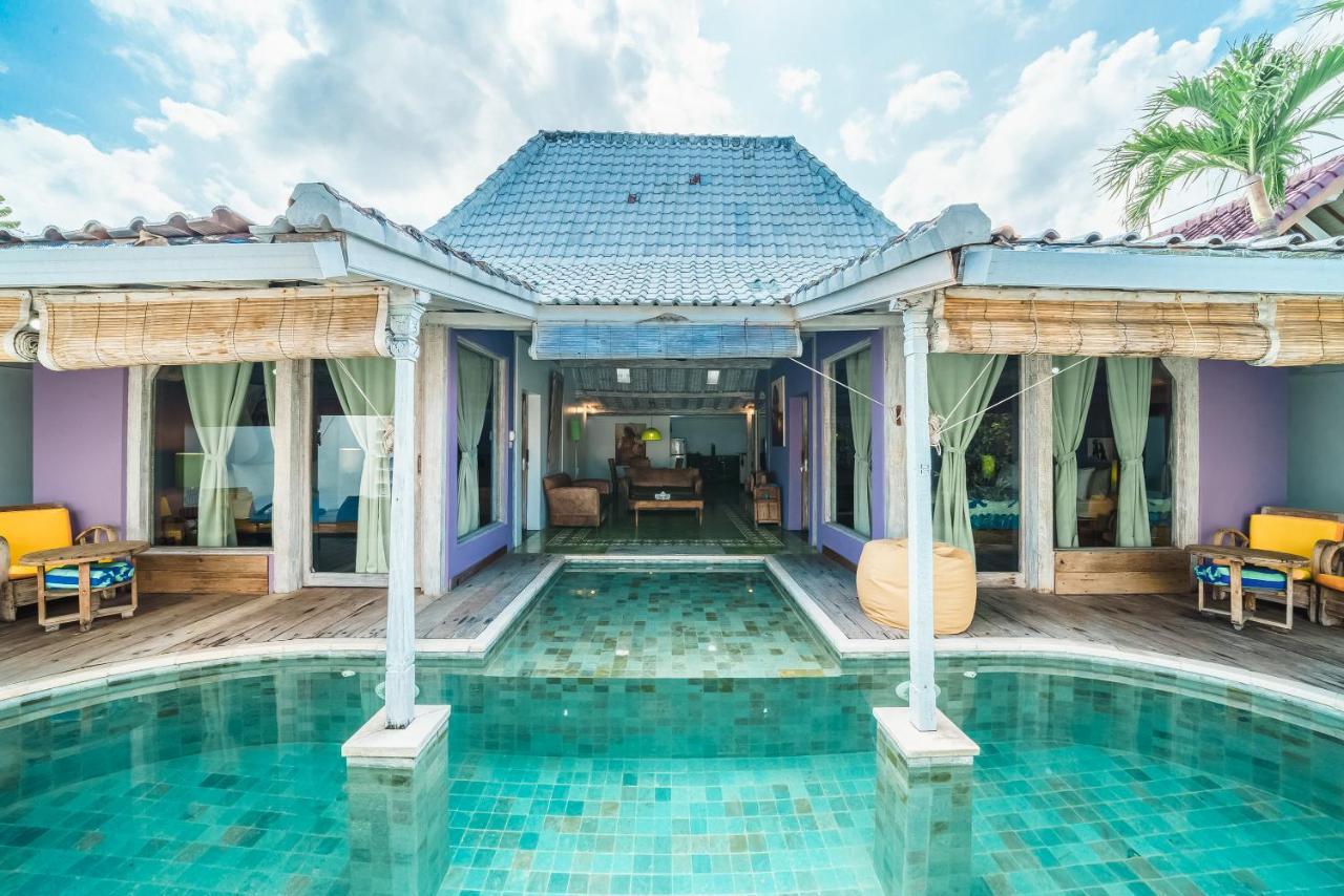 West Villa