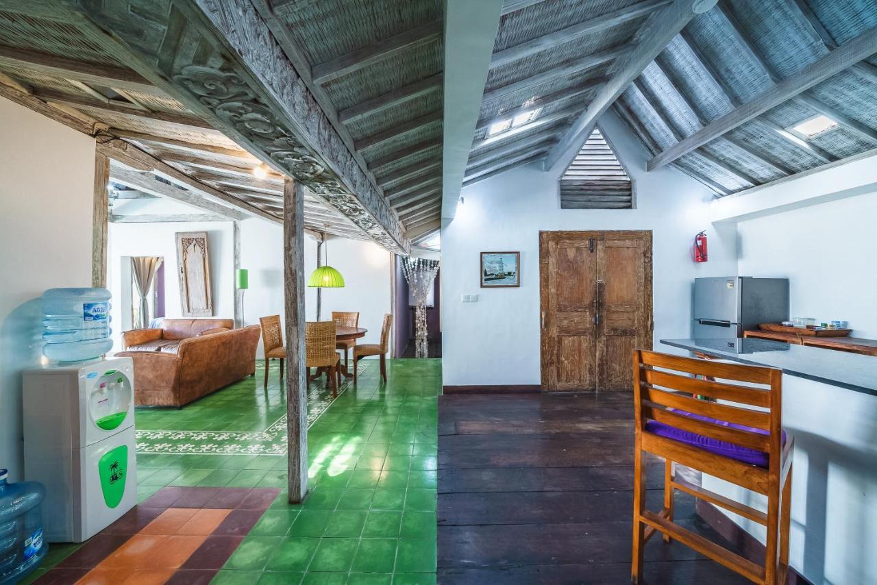 West Villa