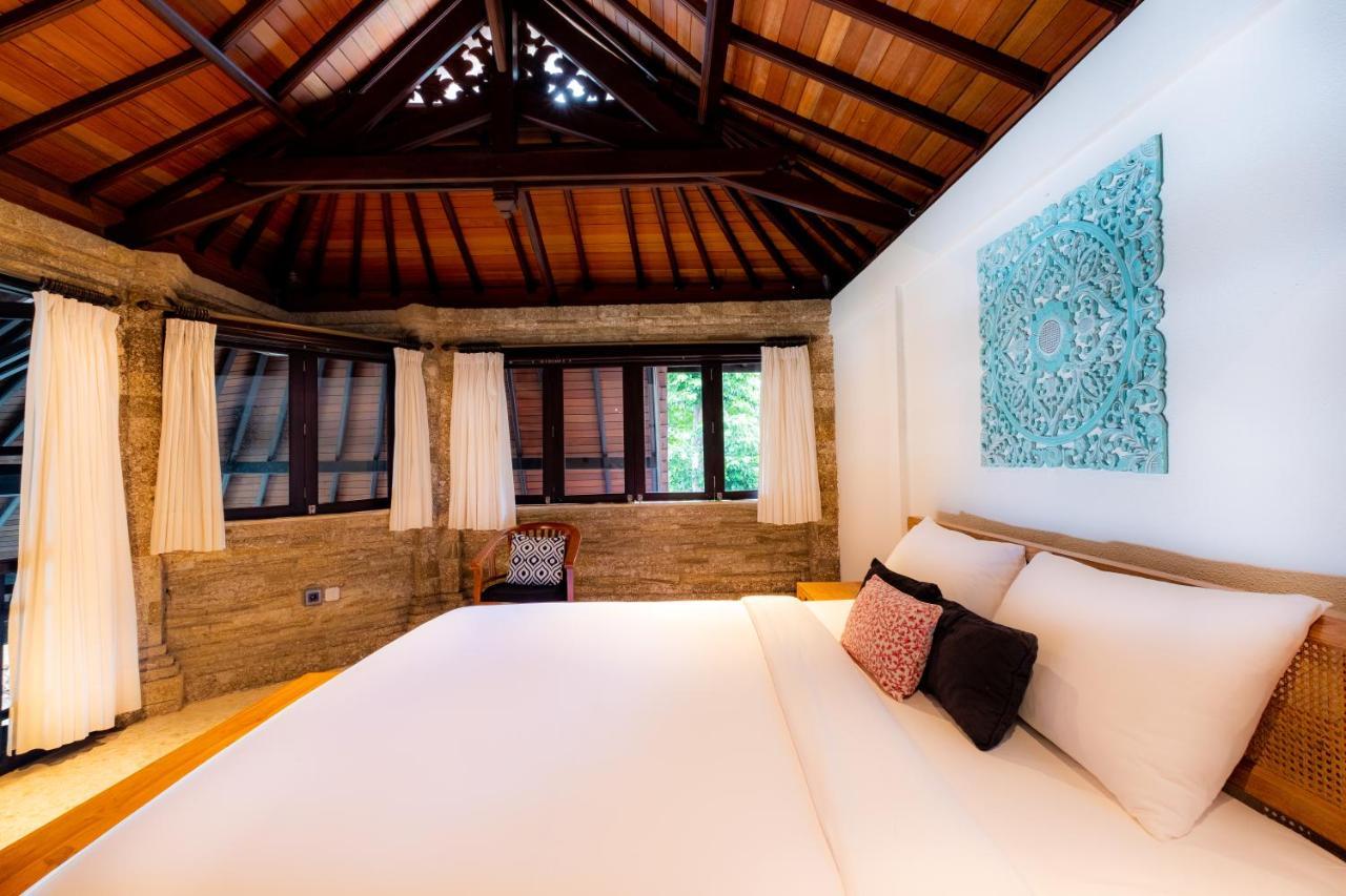 Frangipani Seminyak (Bali)