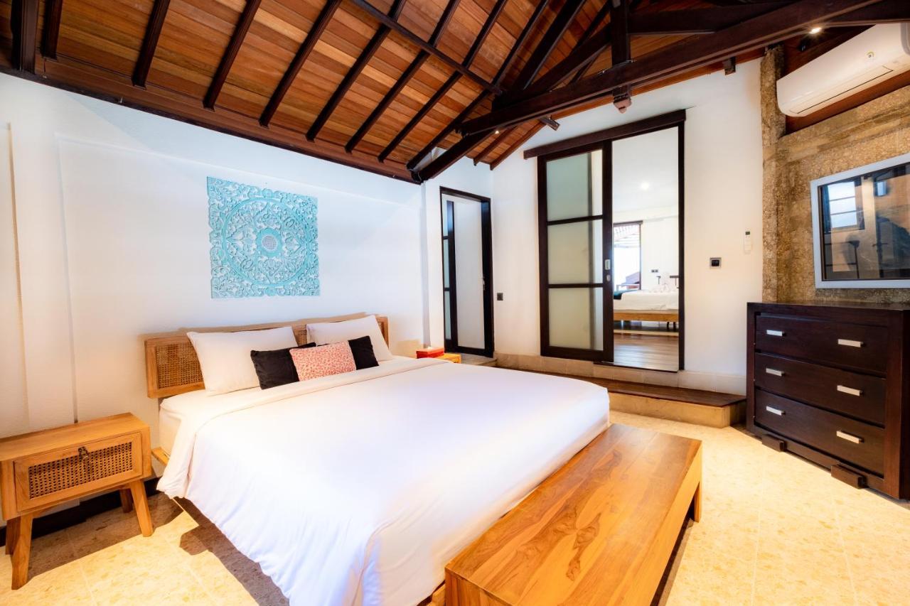 Frangipani * Seminyak (Bali)